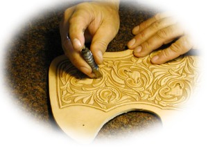 custom saddles, hand made saddles,hand crafted, hand carved
